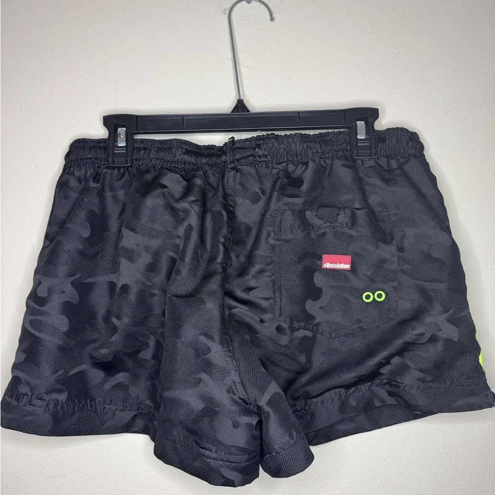 AussieBum Swim Trunks Men's Large Black Camo Neon Green‎